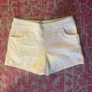 Women’s white embellished shorts size 0 (petite) from Anthropologie- Elevenses